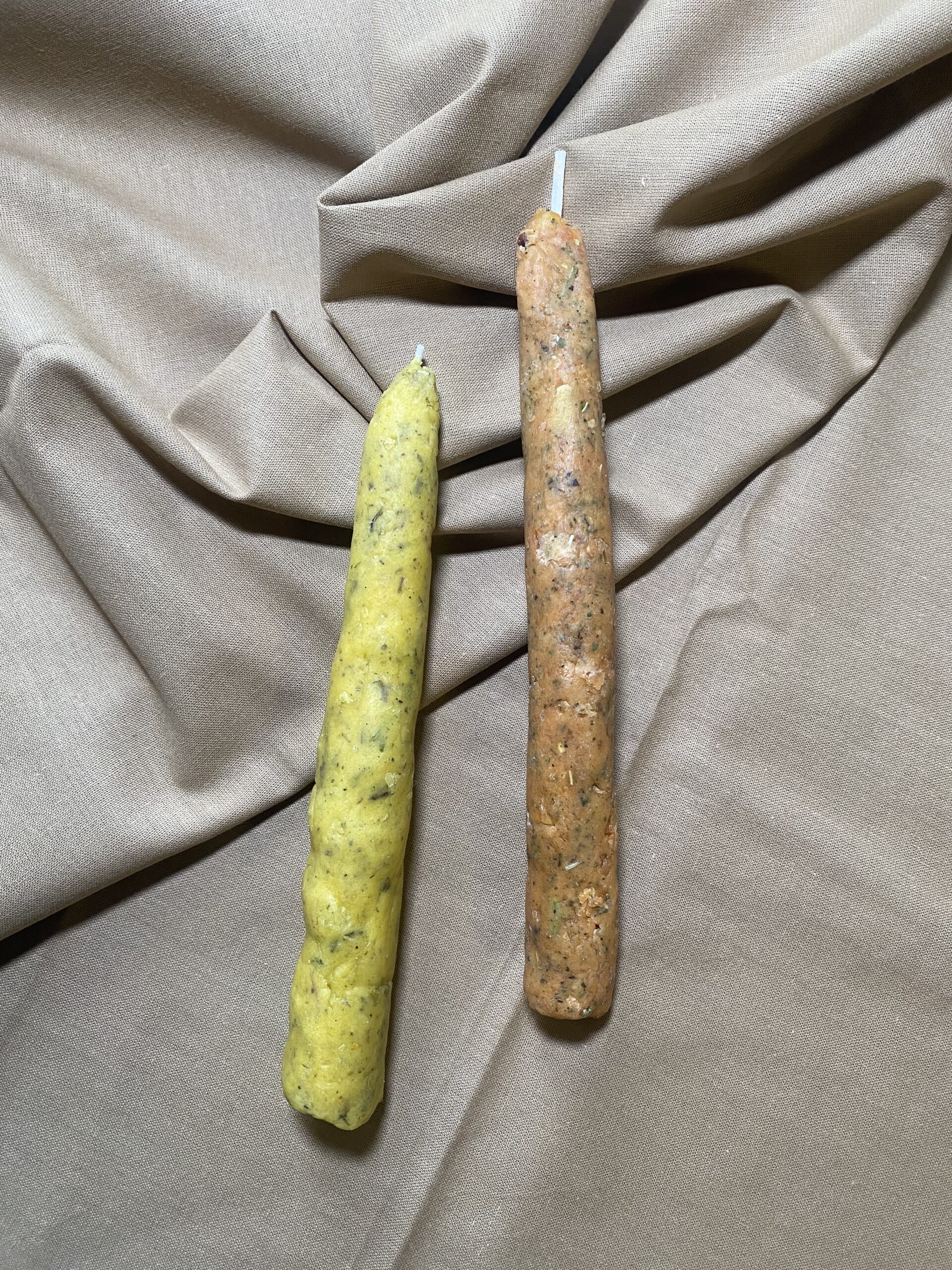 rytualna świeca z ziołami — Czarci Kocioł